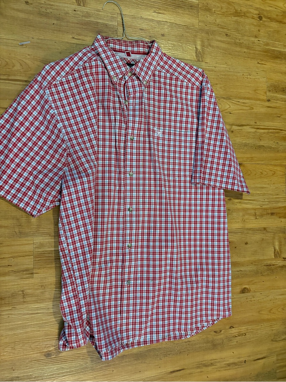 Ariat Men's Red and White Plaid Short-Sleeve Button-Down Shirt